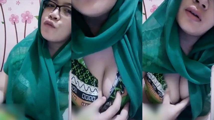 Bokep Bu Haji Jilbab Ijo Godain Pascol