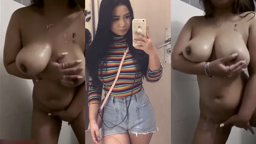 Bokep Cewek Toge Montok Sange Colmek Xixi