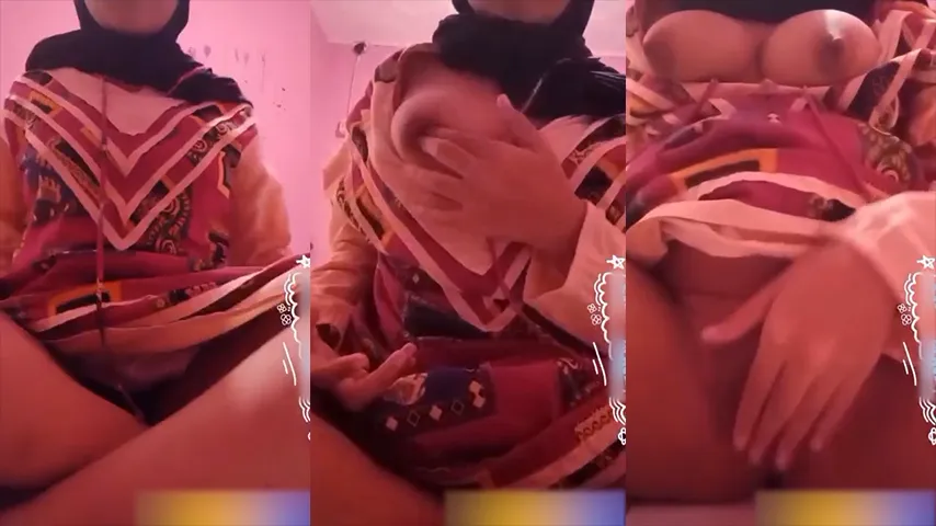 Bokep Chellskyy Cewek Hijab Toket Bulat Colmek