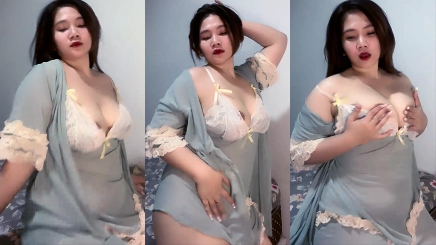 Bokep Febby Cantik Gemoy Remas Toket MangoLive