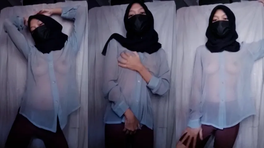 Bokep Hijab Binal Tocil Joget Striptis