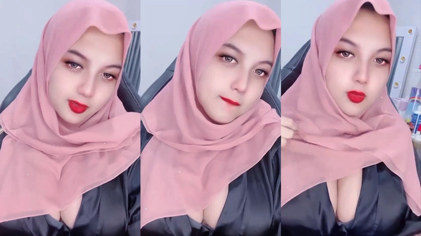 Bokep Hijabers Cantik Spill Belahan Ketat Live