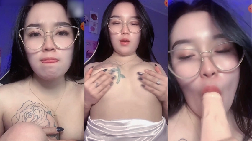 Bokep Host Kacamata Binal Kepengin Ngemut Punyamu
