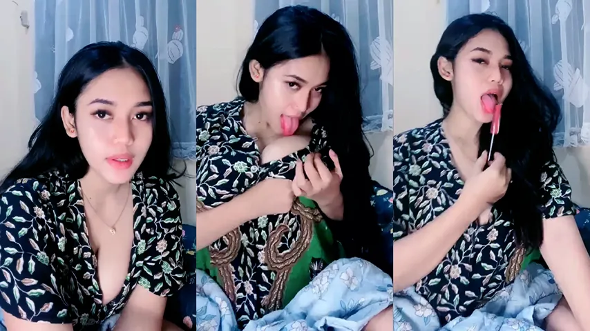 Bokep Kak Lovely Cantik Jilat Toket Mango