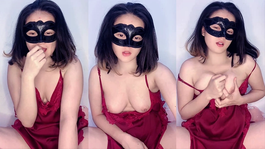 Bokep Kylaaa Cute Lingerie Merah Sexy HOT51