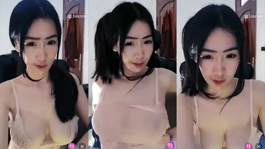 Bokep Live Show Belahan Toket Gede Awcece
