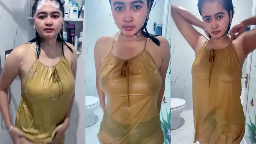 Bokep Mbak Presti Hastuti Selebgram Mandi Live
