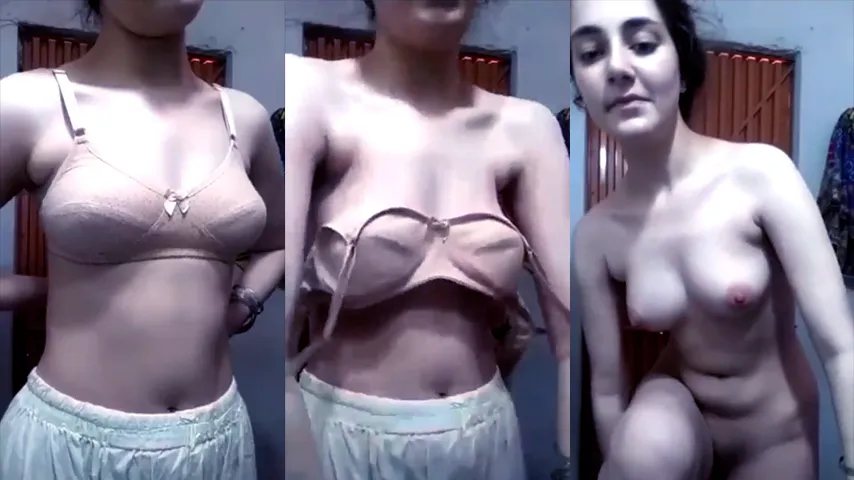Bokep Pap Bugil Cantik Uting Merah Muda