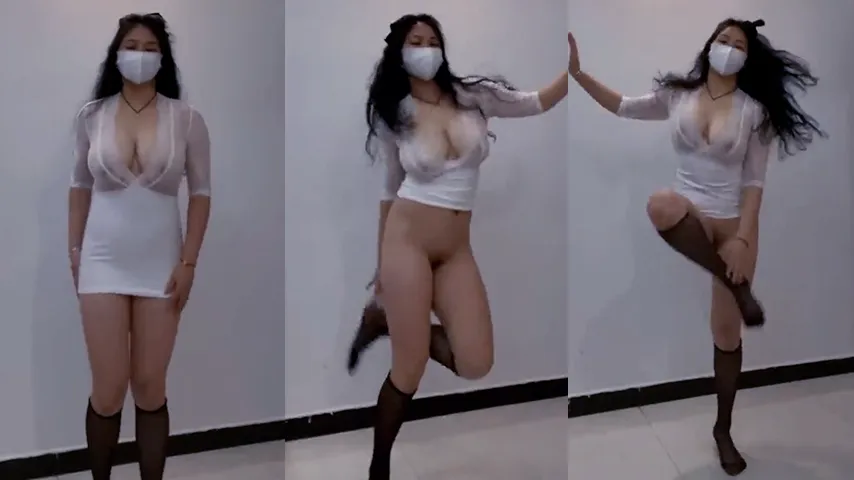 Bokep Wantingwan Joget Toket Gede Naik Turun