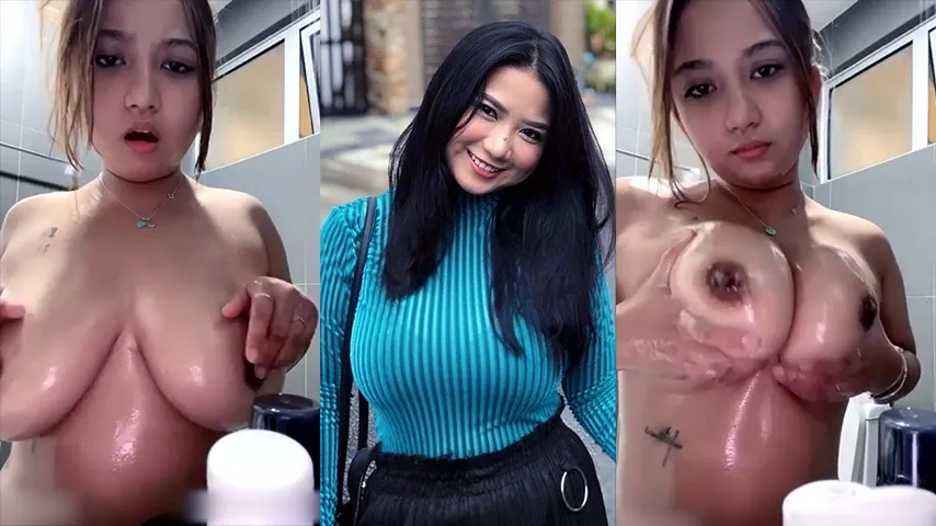 Bokep Xixi Mainin Toket Gede di Kamar Mandi