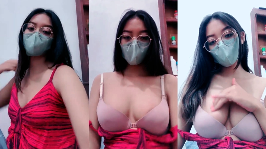 Bokep Yasmine Live Spill Belahan Toket